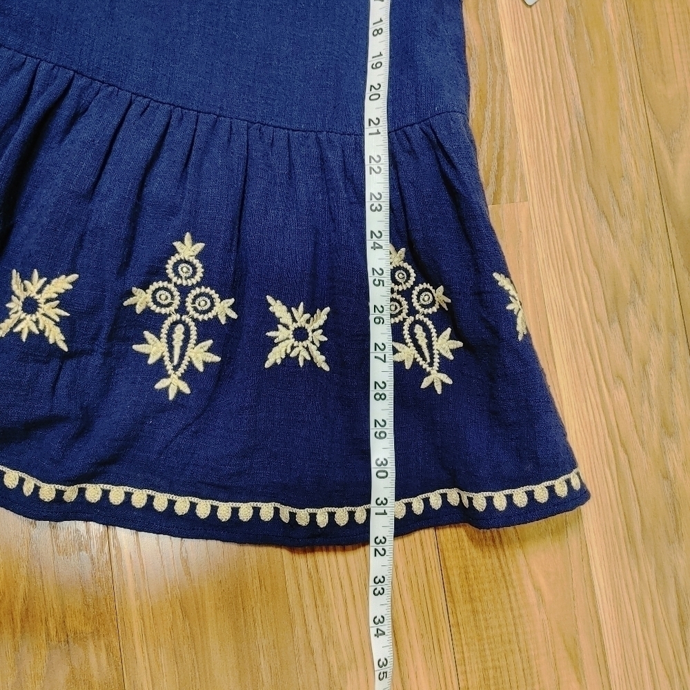 THML Navy Embroidered Sleeveless Tunic Top Medium - Picture 6 of 13